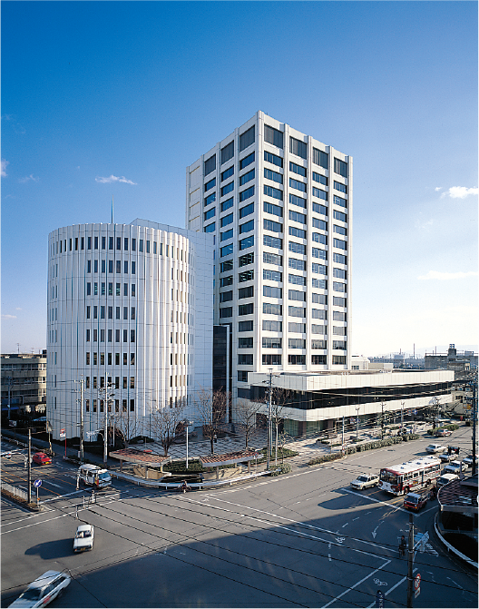 開業を伝える公告