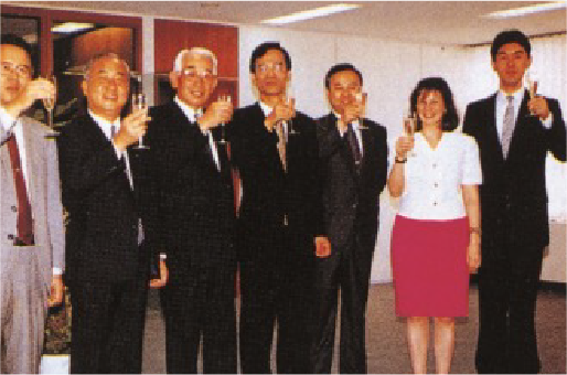 開業を伝える公告